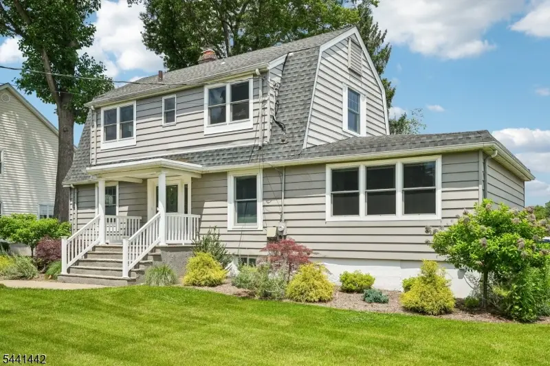 377 Hollywood Ave, Fairfield, NJ 07004 - #3