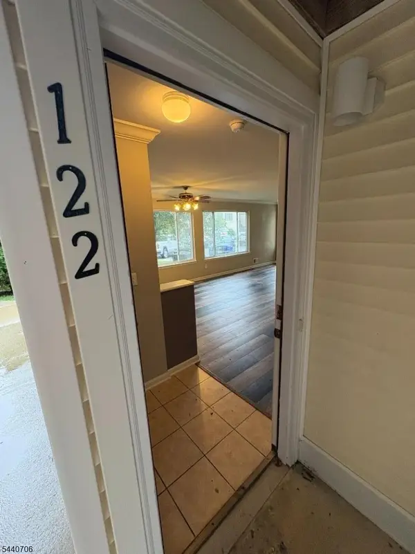 122 Falcon Ridge Way #2, Hamburg Boro, NJ 07419