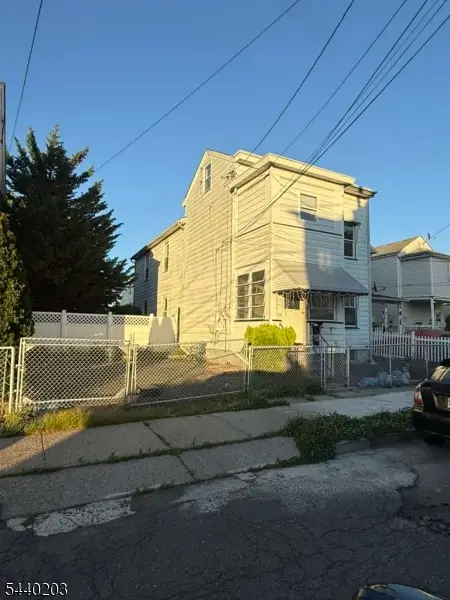 53 Henderson St, Paterson, NJ 07501 - #1