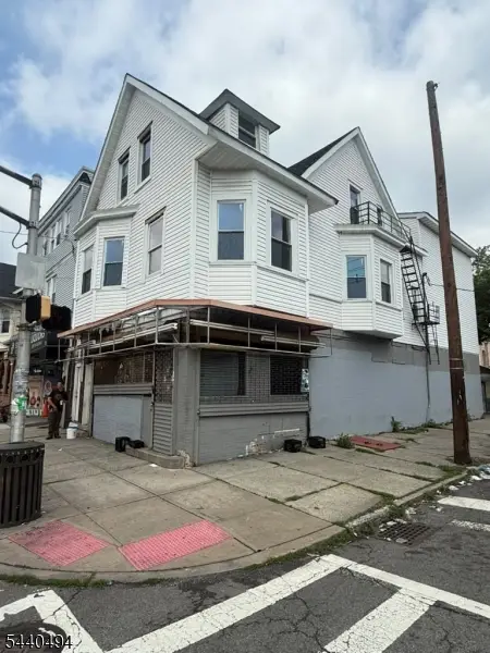 523 Park Ave, Paterson, NJ 07504 - #2