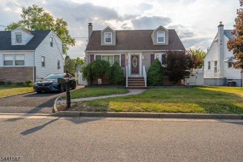 34 Harper St, Piscataway, NJ 08854 - #1