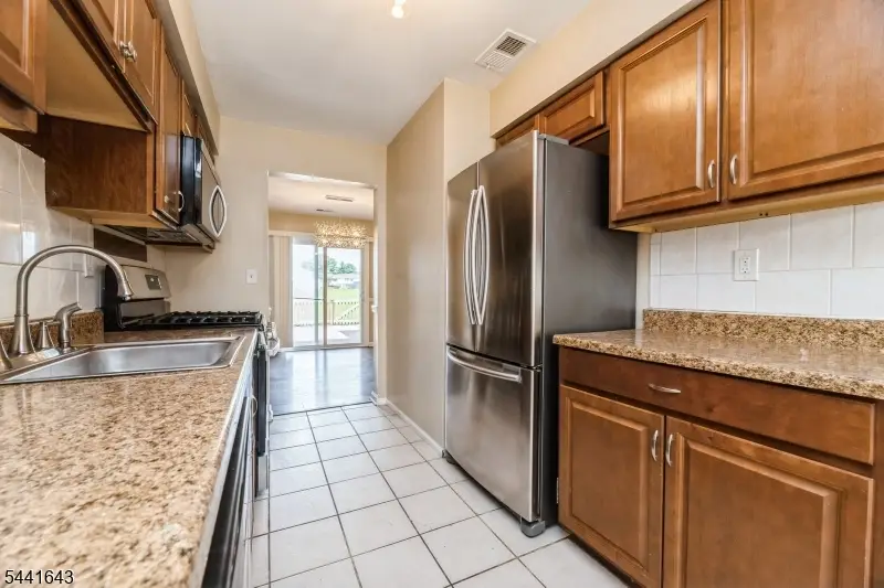 7 Sloop Sq, Howell, NJ 07728 - #3
