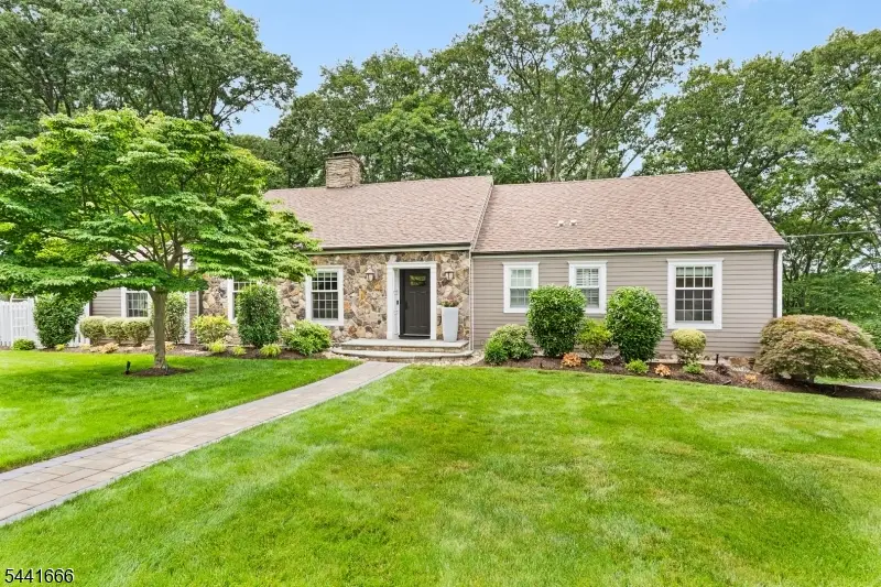 89 Skyline Dr, Morris, NJ 07960 - #1