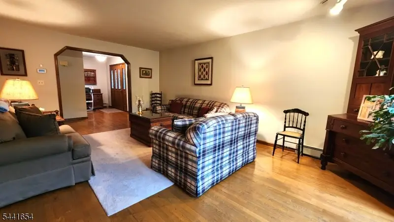 40 Dyer Rd, Wantage, NJ 07461 - #3