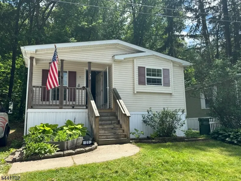 23 Hillside Vlg, Mansfield, NJ 07863 - #1