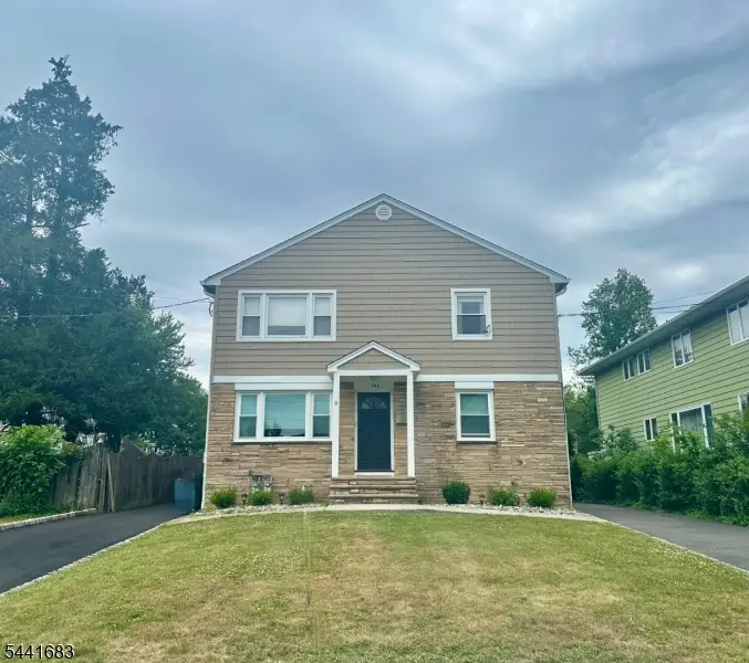 546 Carleton Rd, Westfield, NJ 07090 - #1