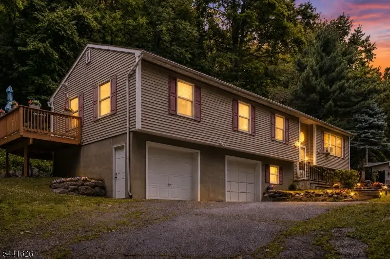 51 W Shore Dr, Vernon, NJ 07462 - #1