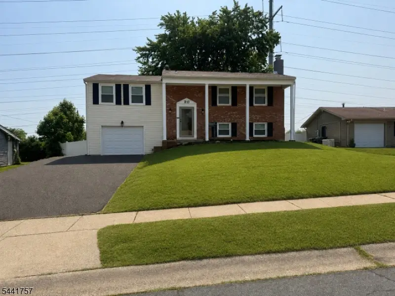 20 Niagara Ln, Willingboro, NJ 08046 - #1