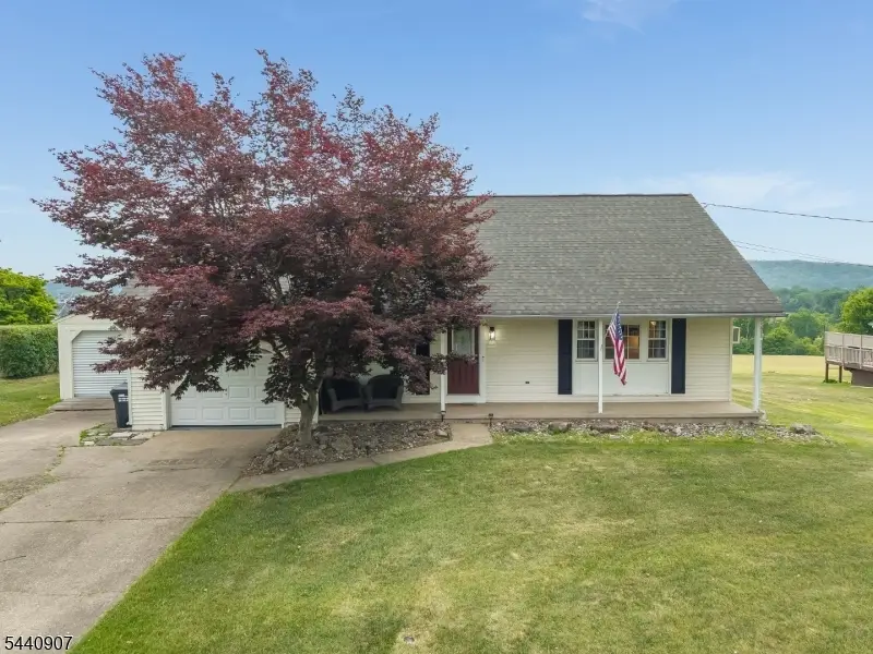 29 Stewartsville Rd, New Village, NJ 08886 - #3