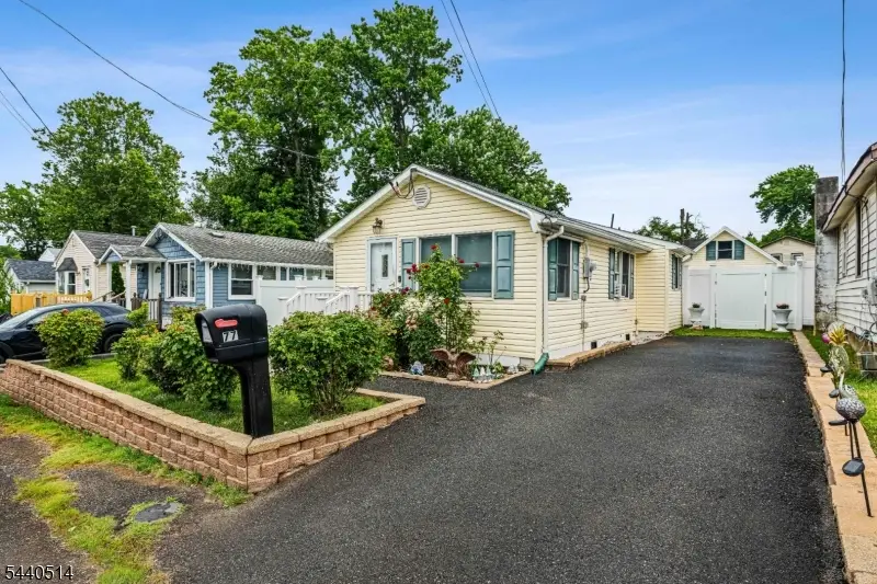 77 Pacific Blvd, Laurence Harbor, NJ 07735 - #3
