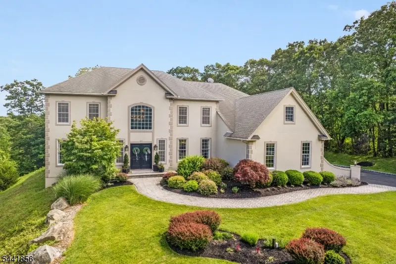 29 Crownview Ct, Sparta, NJ 07871 - #1