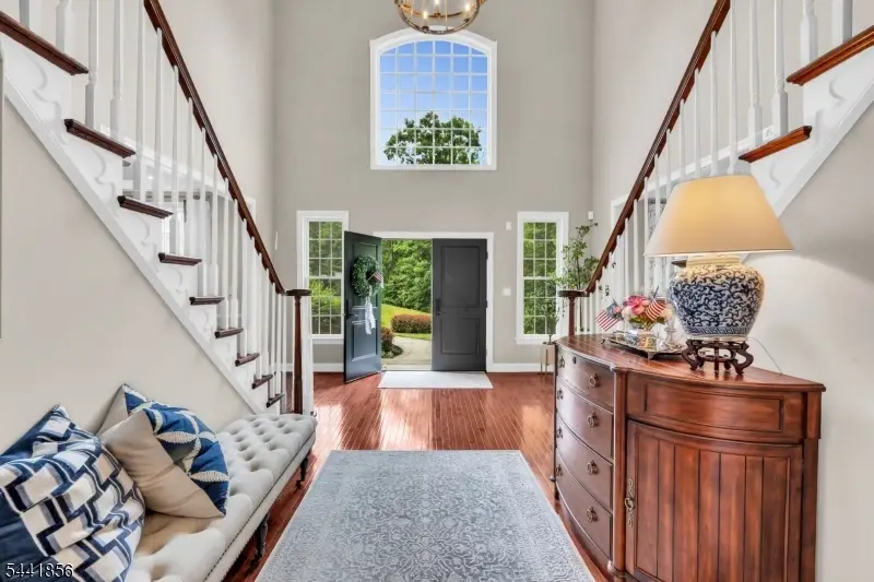 29 Crownview Ct, Sparta, NJ 07871 - #3