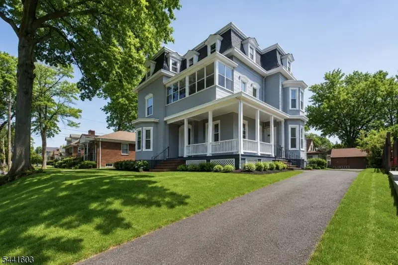 725 Chestnut St, Roselle Park, NJ 07204 - #2