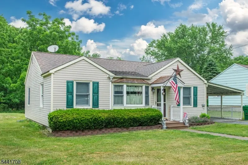 3 Belcher Ln, Wantage, NJ 07461 - #1