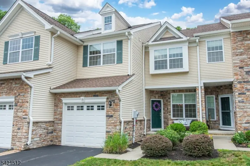 15 Julia Pl, Budd Lake, NJ 07828 - #2