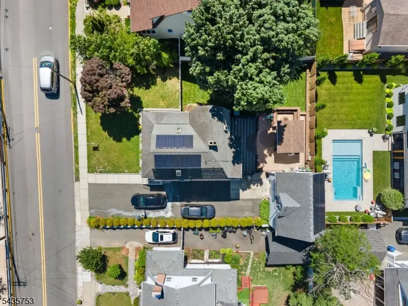 252 Passaic Ave, Hasbrouck Heights, NJ 07604 - #3