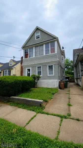 25 W 15th St, Linden, NJ 07036 - #1