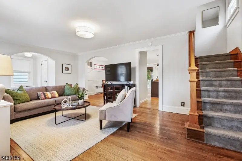 612 Larch Street, Roselle Park, NJ 07204 - #3