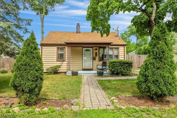 16 Boulevard Ave., Wanaque Boro, NJ 07420
