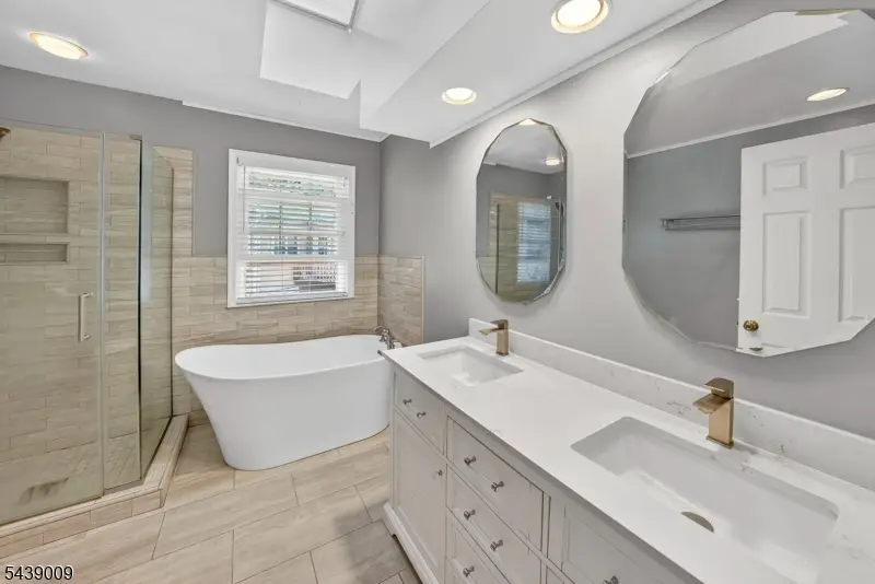 31 Spruce Hollow Dr, Howell, NJ 07731 - #1