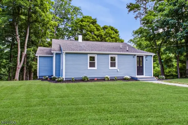 48 Petersburg Rd, Independence Twp., NJ 07840
