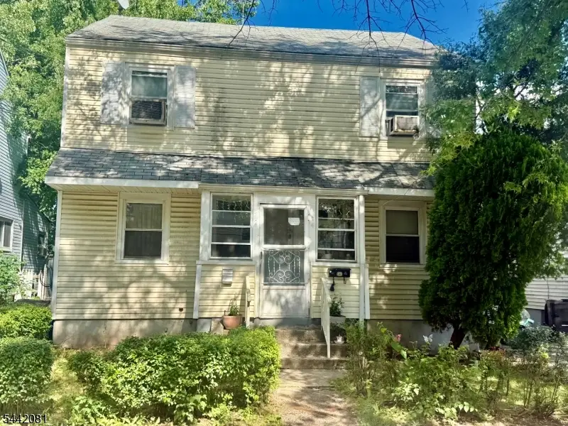 72 Hanford St, Newark, NJ 07114 - #1