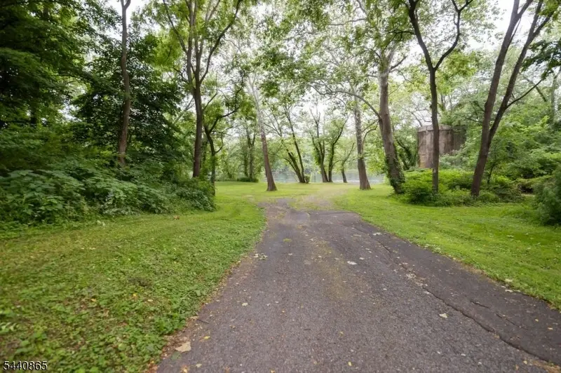 17 Decatur St, Columbia, NJ 07832 - #3
