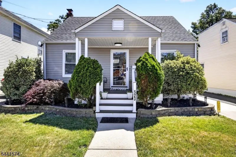 523 Harrison Pl, Linden, NJ 07036 - #1