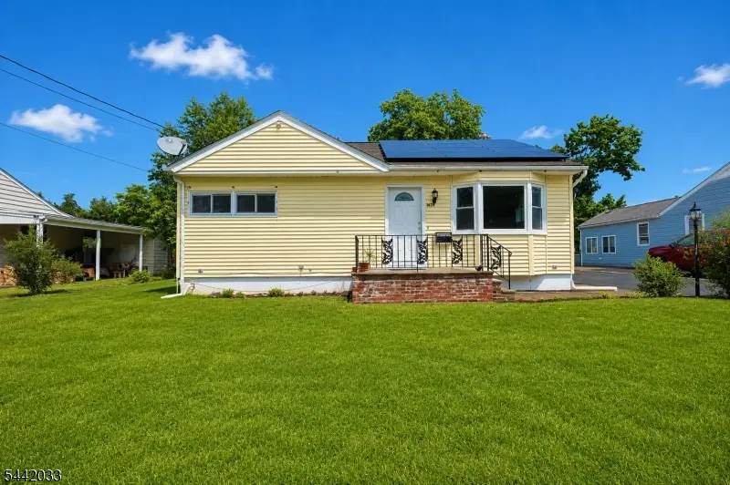1429 Washington Ave, Pompton Lakes, NJ 07442 - #1