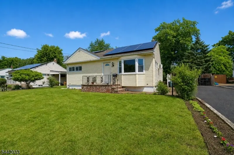 1429 Washington Ave, Pompton Lakes, NJ 07442 - #2
