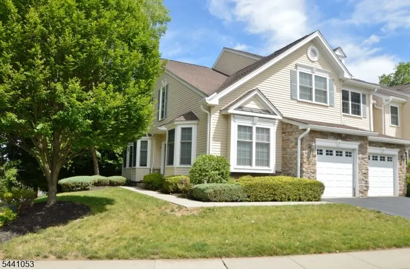 1 Greenwich Ct, Budd Lake, NJ 07828 - #2