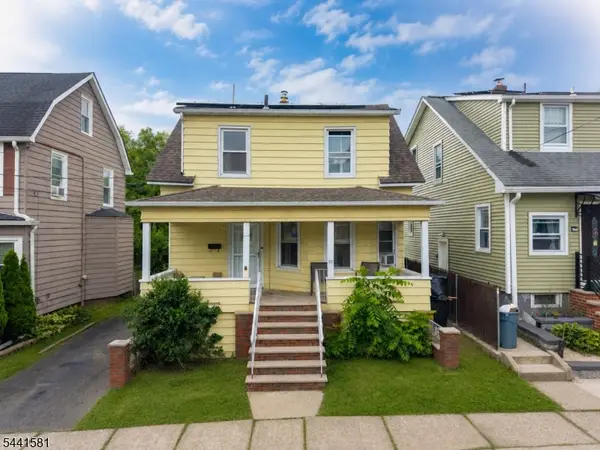 37 Fenner Ave, Clifton City, NJ 07013