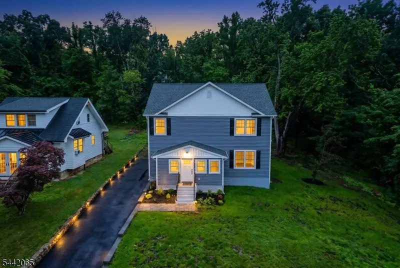 21 Willow Ave, Randolph, NJ 07869 - #1