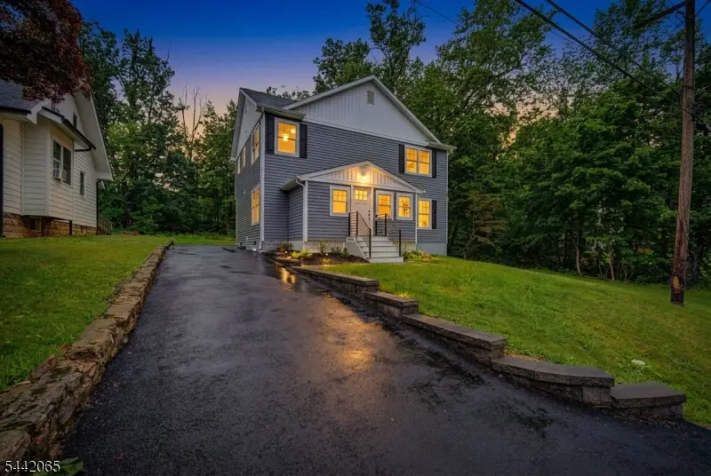 21 Willow Ave, Randolph, NJ 07869 - #3