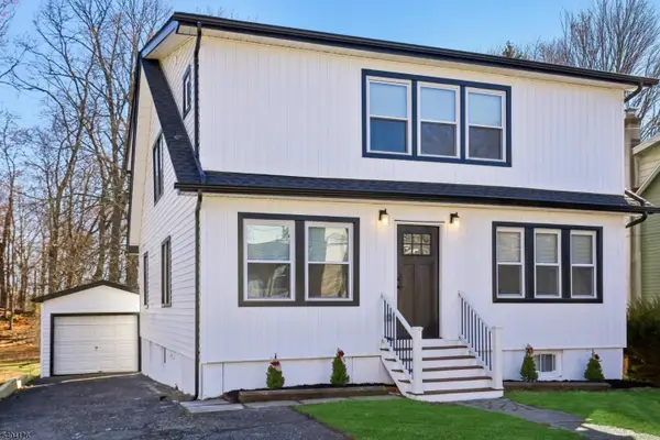 85 Madison St, Newton Town, NJ 07860
