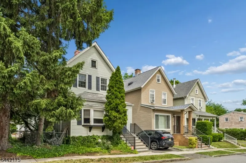 33 Myrtle Ave, Nutley, NJ 07110 - #2