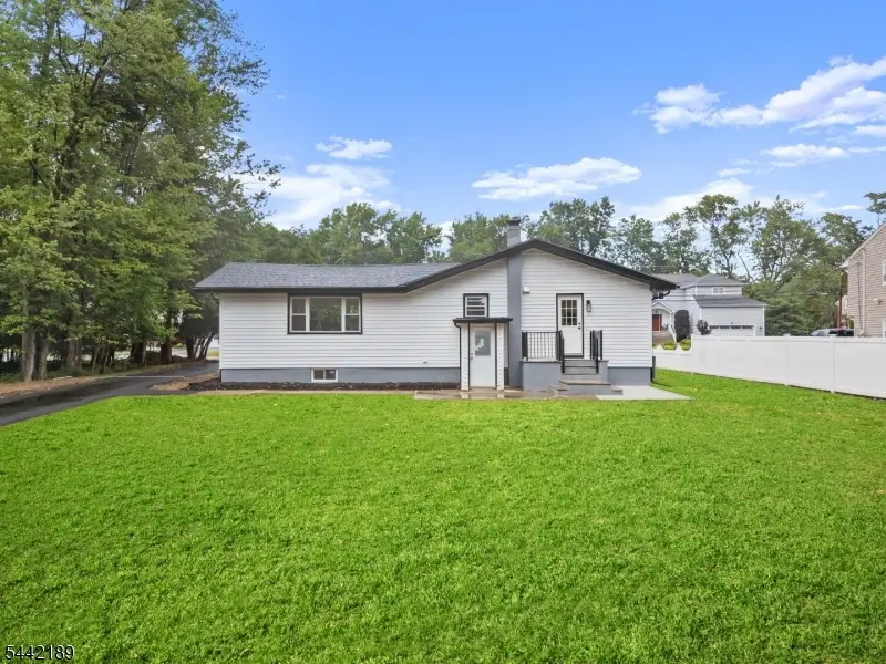 100 Pier Ln, Fairfield, NJ 07004 - #2