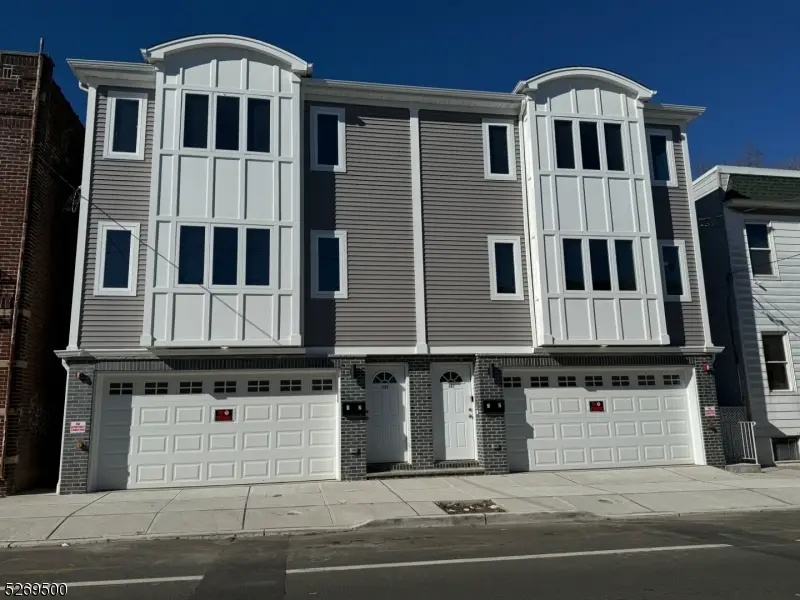 562 N 11th St, Newark, NJ 07017 - #1