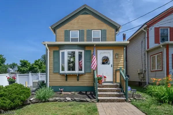 202 Grove St, North Plainfield Boro, NJ 07060