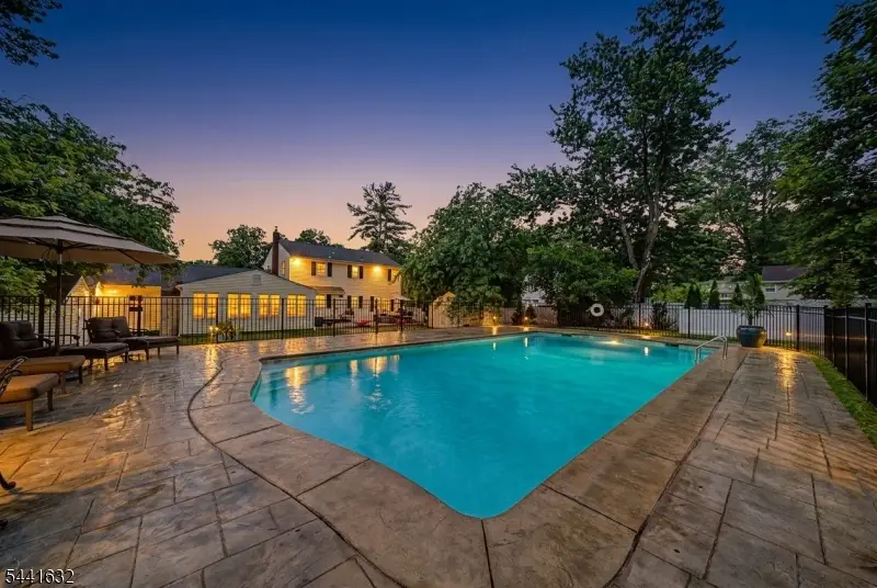 25 Lord Stirling Dr, Troy Hills, NJ 07054 - #3