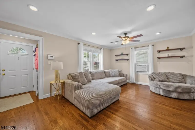 2 High St, Brookdale, NJ 07003 - #3