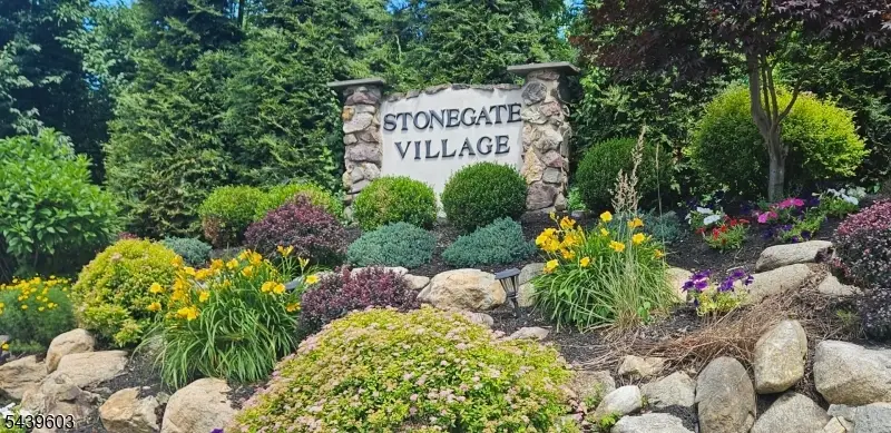 1907B Stonegate Ln #1907, Stanhope, NJ 07874 - #1