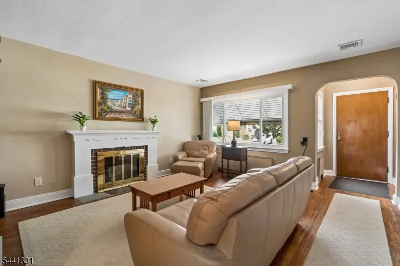 23 Elmwood Ter, Linden, NJ 07036 - #3