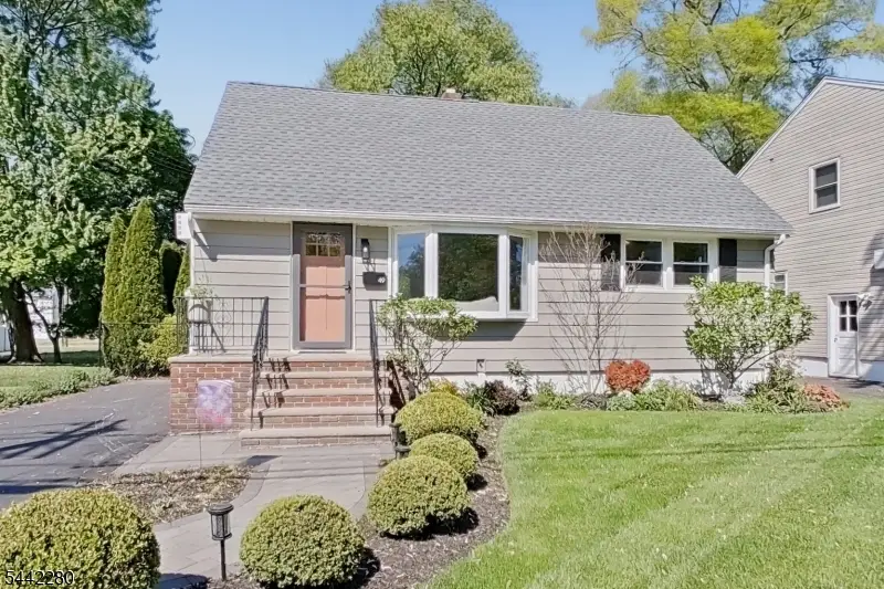 49 Parkway, Singac, NJ 07424 - #3