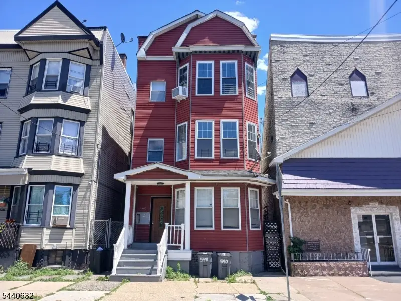 590 Hunterdon St, Newark, NJ 07108 - #2