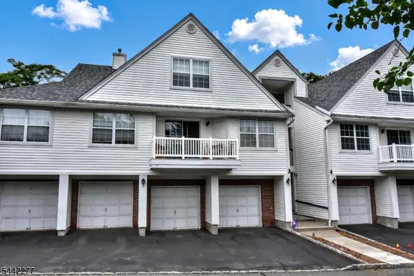 3-1 Vernon Ct, Waldwick Boro, NJ 07463
