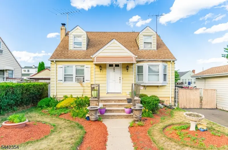 230-232 Sherwood Ave, Paterson, NJ 07502 - #2