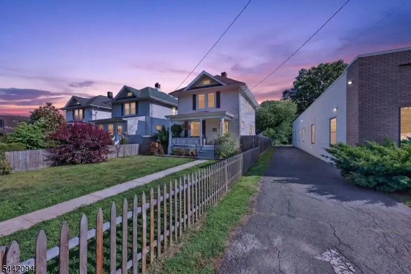 366 E Main St, Somerville, NJ 08876 - #3
