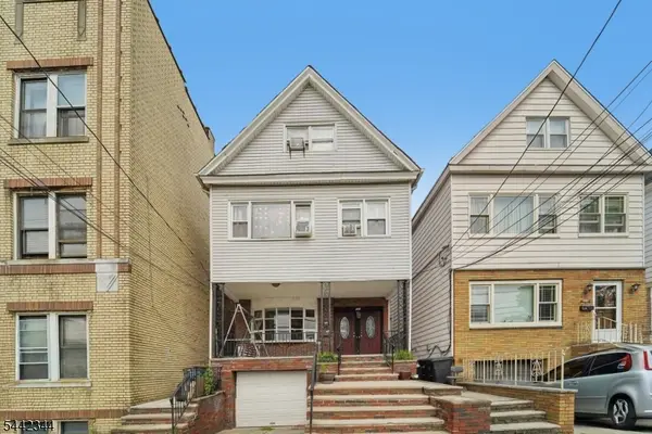 723 Kennedy Blvd, Bayonne City, NJ 07002