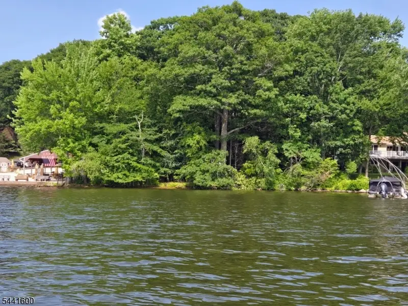 4 Maine St, Lake Hopatcong, NJ 07849 - #1
